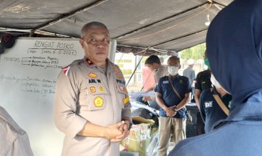 Polri-Berpacu-dengan-Waktu-Layani-Kesehatan-Korban-Bencana-Aceh,-Sumut,-dan-Sumbar